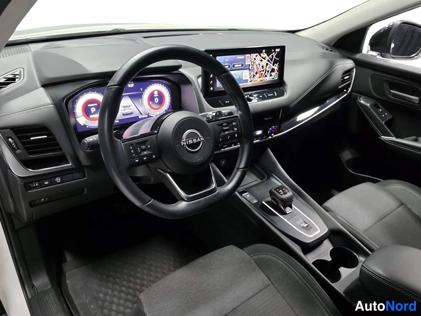 White Nissan Qashqai 2022, photo 10
