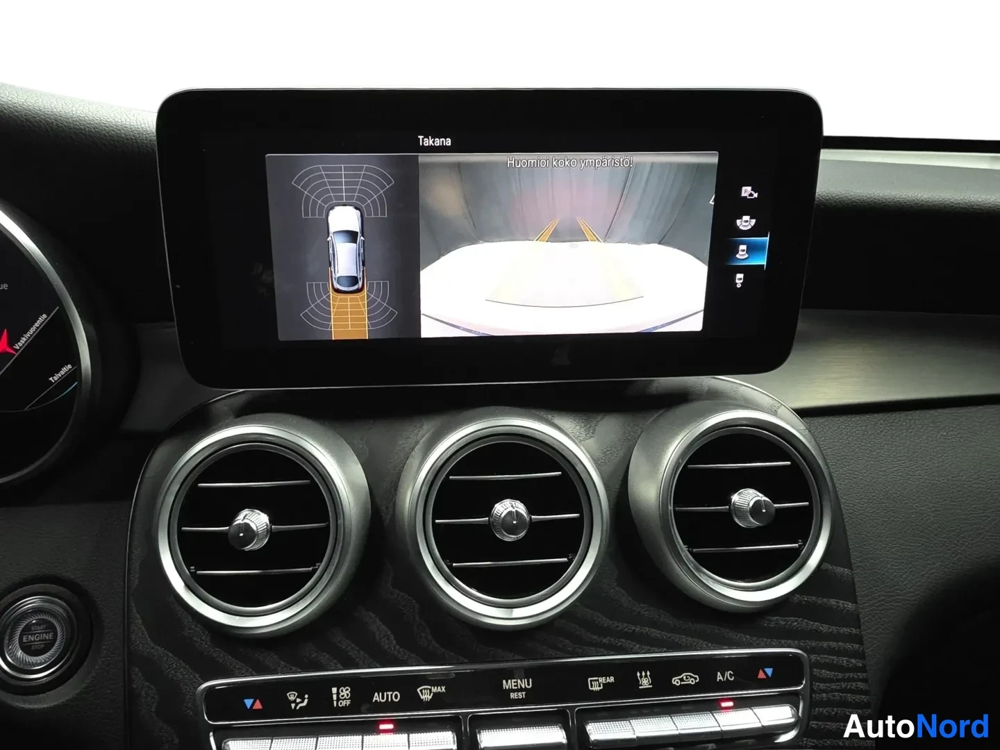 Blue Mercedes-Benz GLC 2020, photo 15