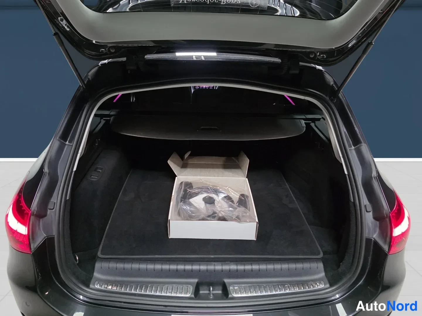 Grey Mercedes-Benz C 2024, photo 12