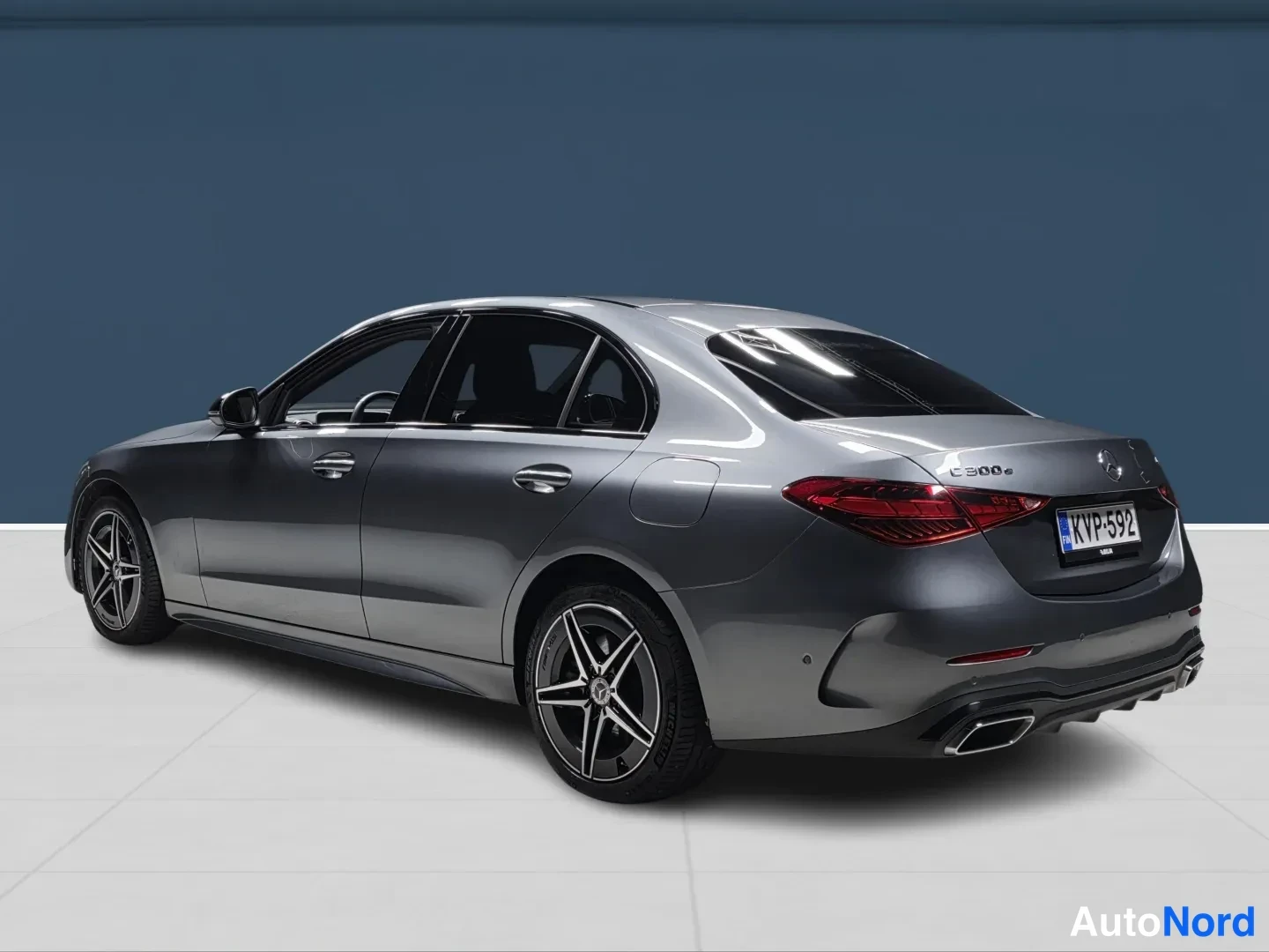 Grey Mercedes-Benz C 2023, rear three-quarter, photo 5