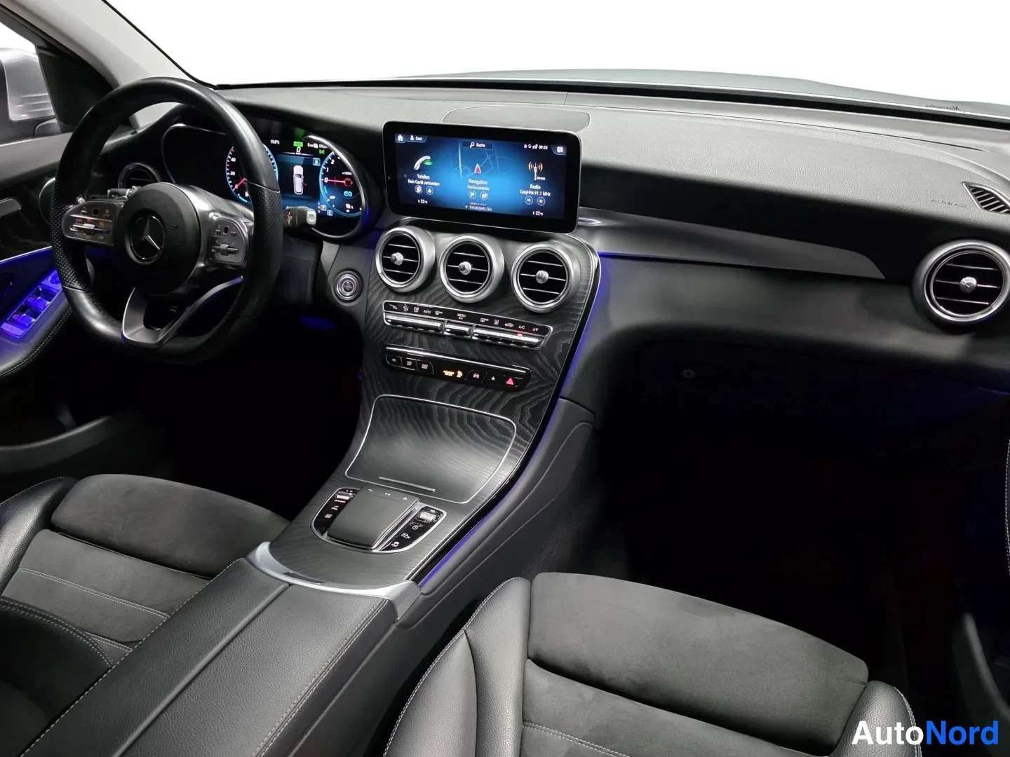 Grey Mercedes-Benz GLC 2022, photo 8