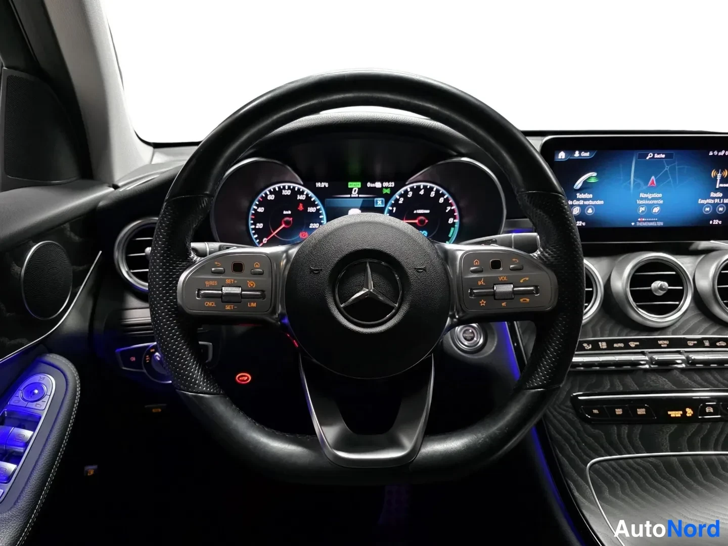 Grey Mercedes-Benz GLC 2022, photo 12