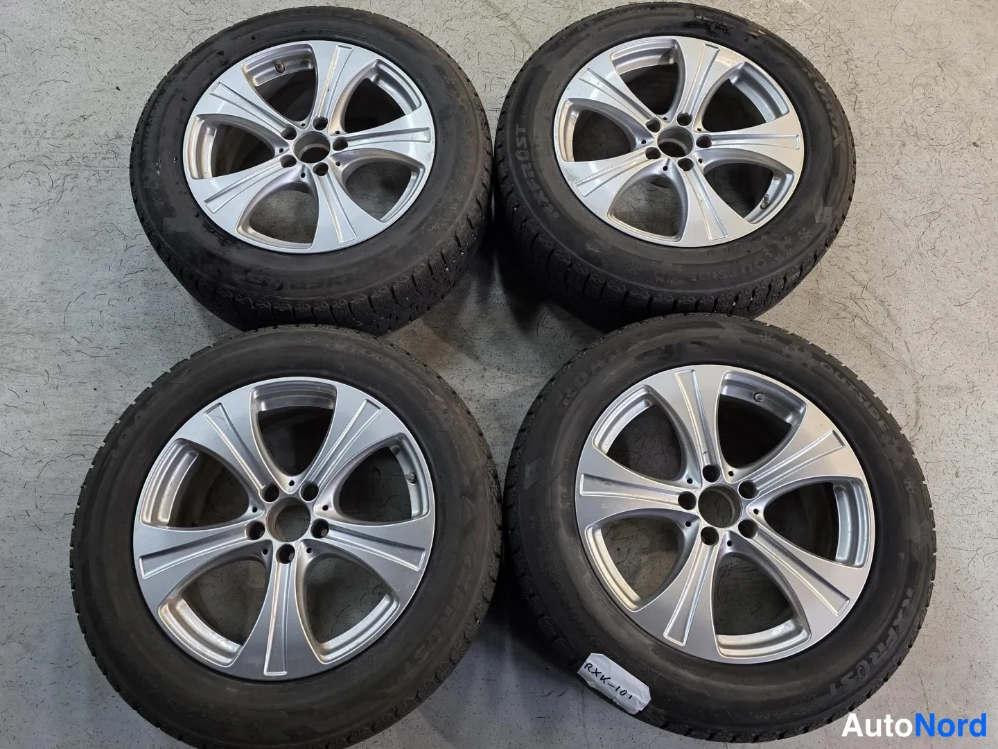 Grey Mercedes-Benz GLC 2022, photo 13
