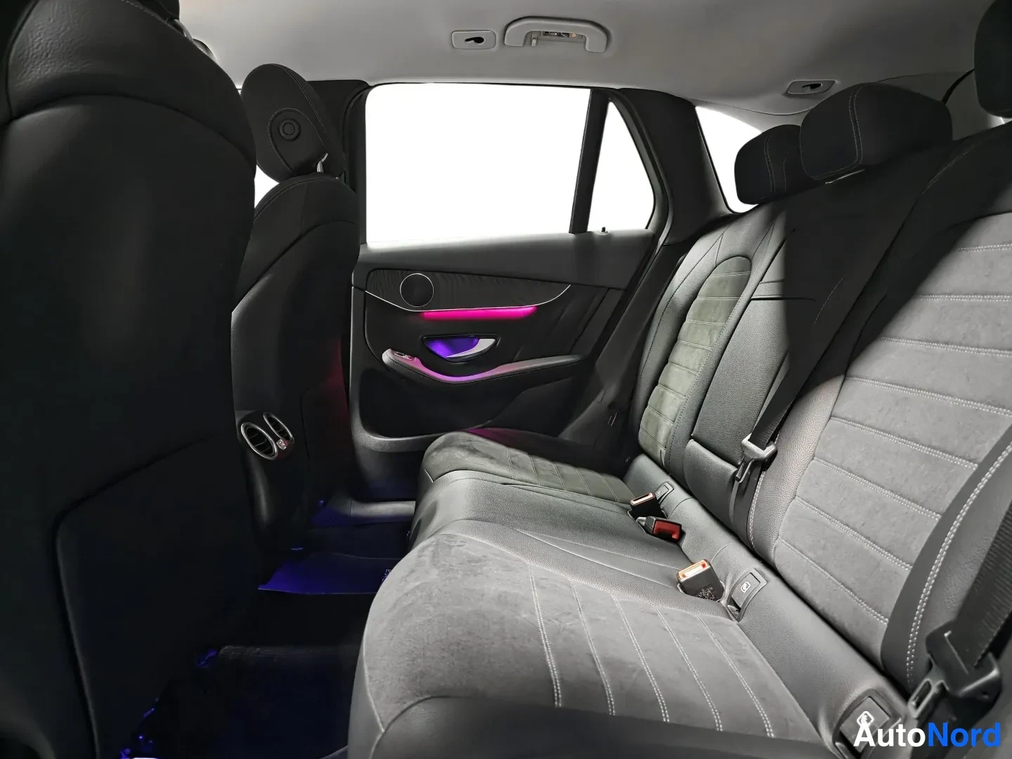 Grey Mercedes-Benz GLC 2022, photo 11