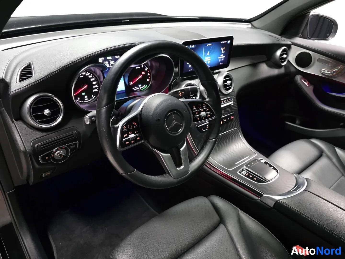 Black Mercedes-Benz GLC 2021, photo 17