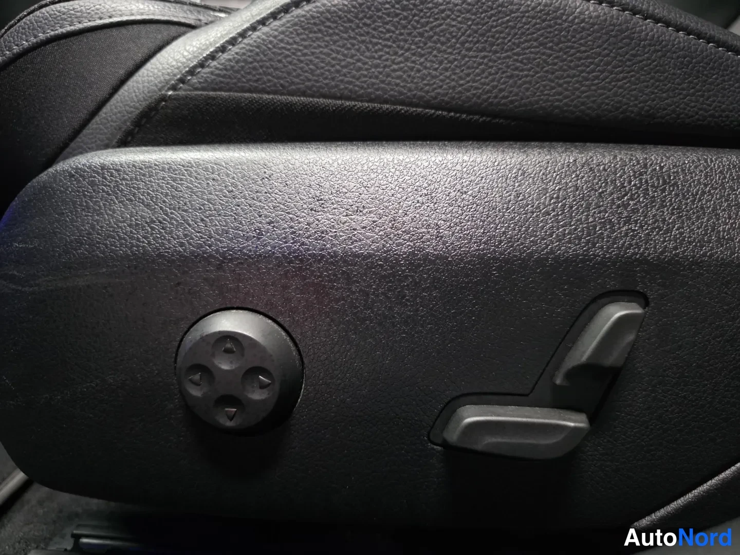 Grey Mercedes-Benz C 2023, photo 16