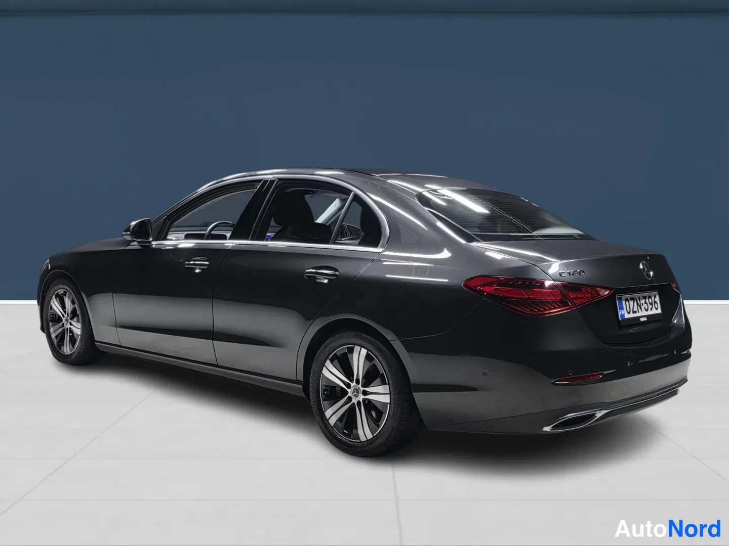 Grey Mercedes-Benz C 2023, rear three-quarter, photo 5