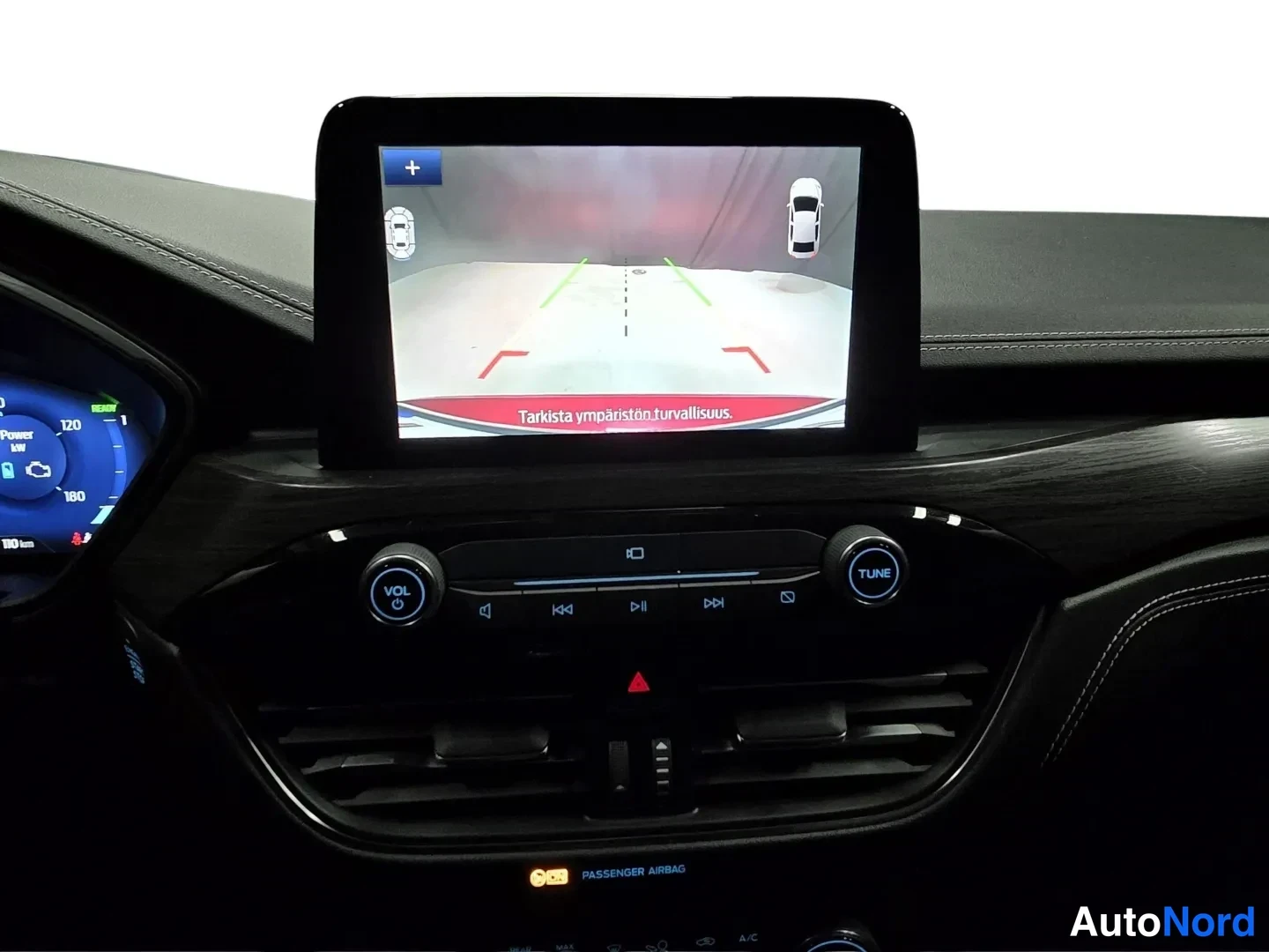 Red Ford Kuga 2022, photo 13