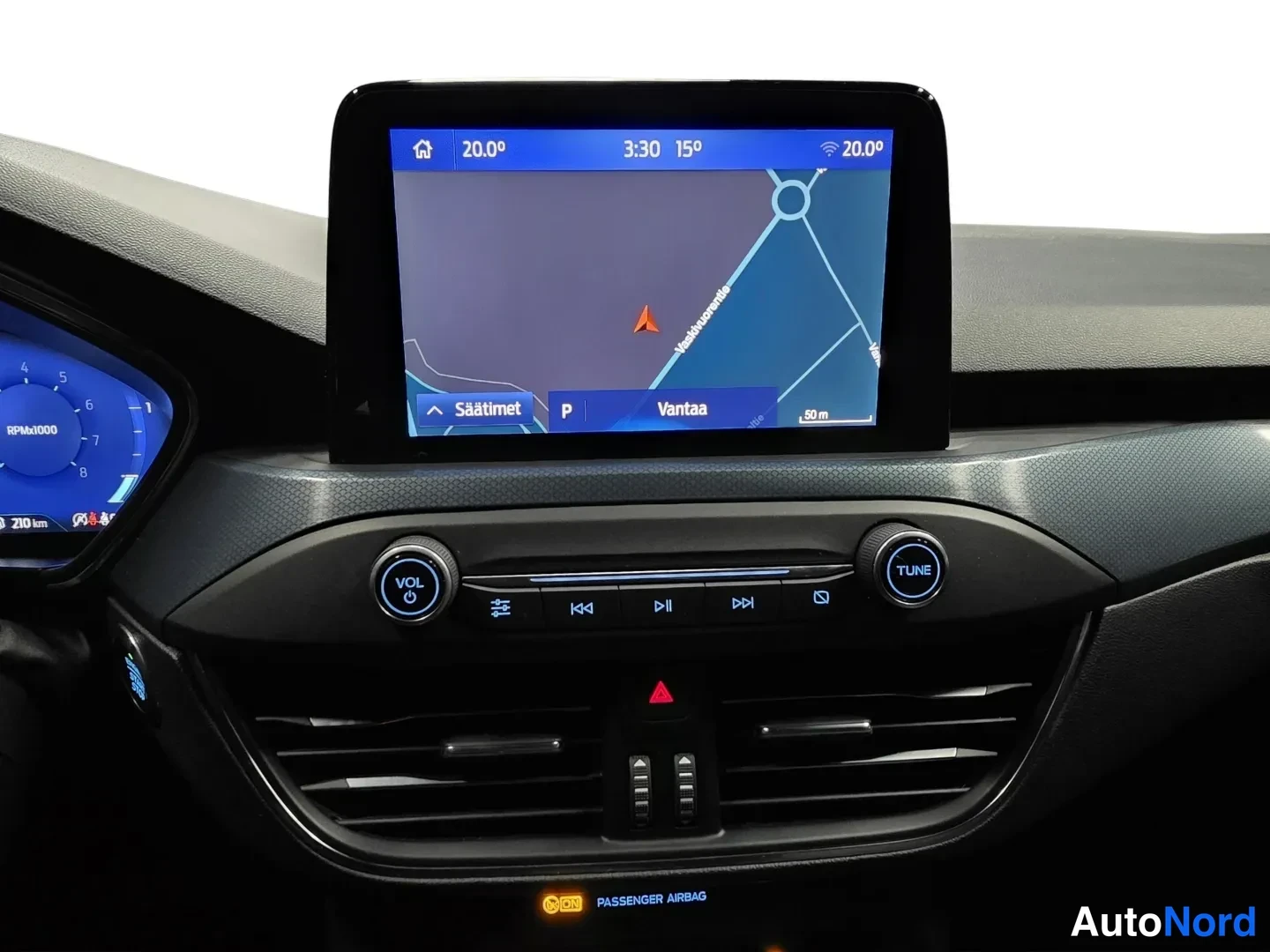 Red Ford Focus 2020, photo 13