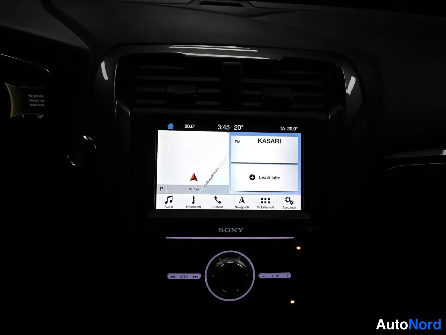 Red Ford Mondeo 2019, photo 16