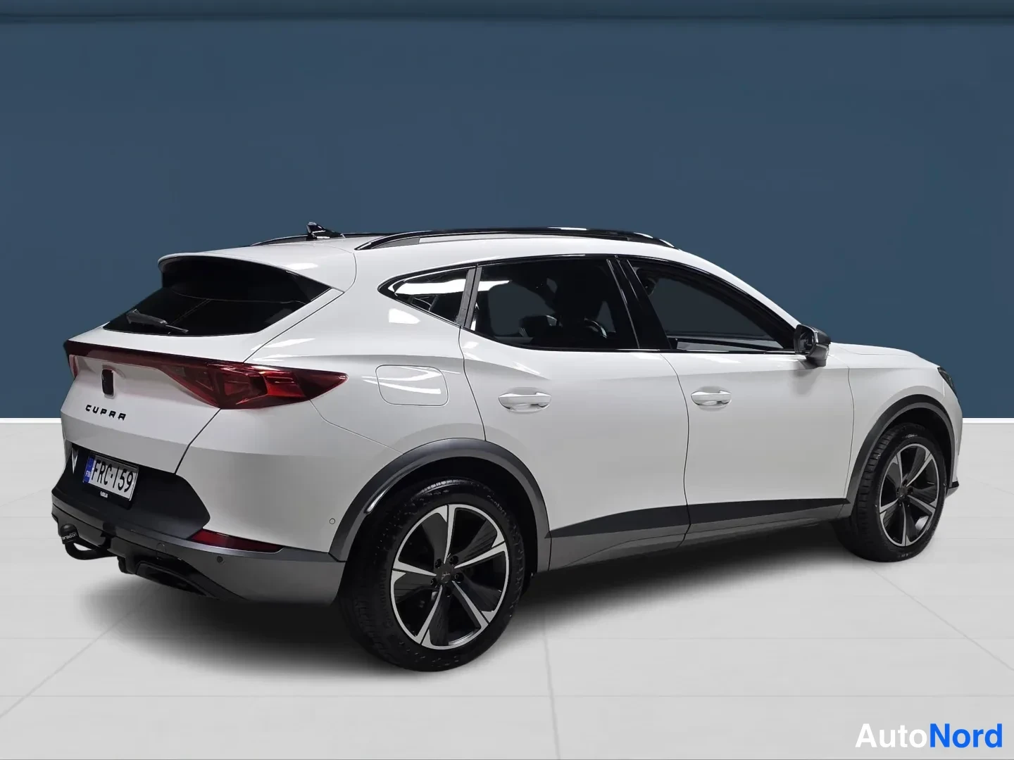 White Cupra Formentor 2021, photo 4