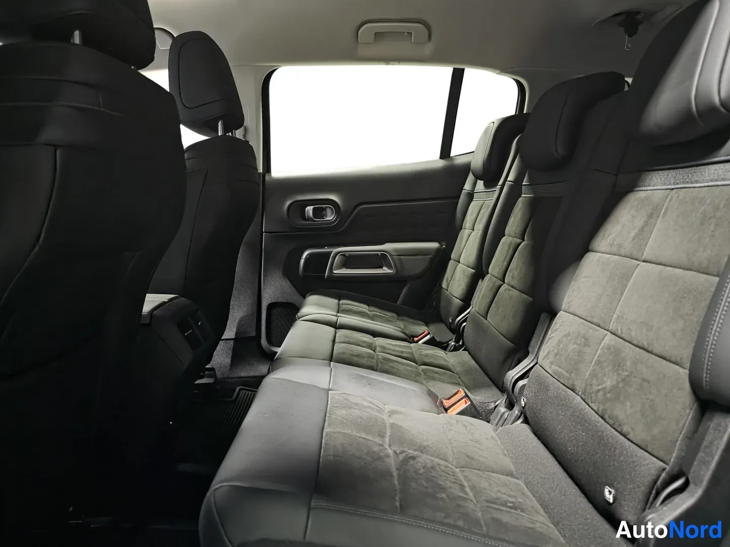 Black Citroën C5 Aircross 2022, photo 10