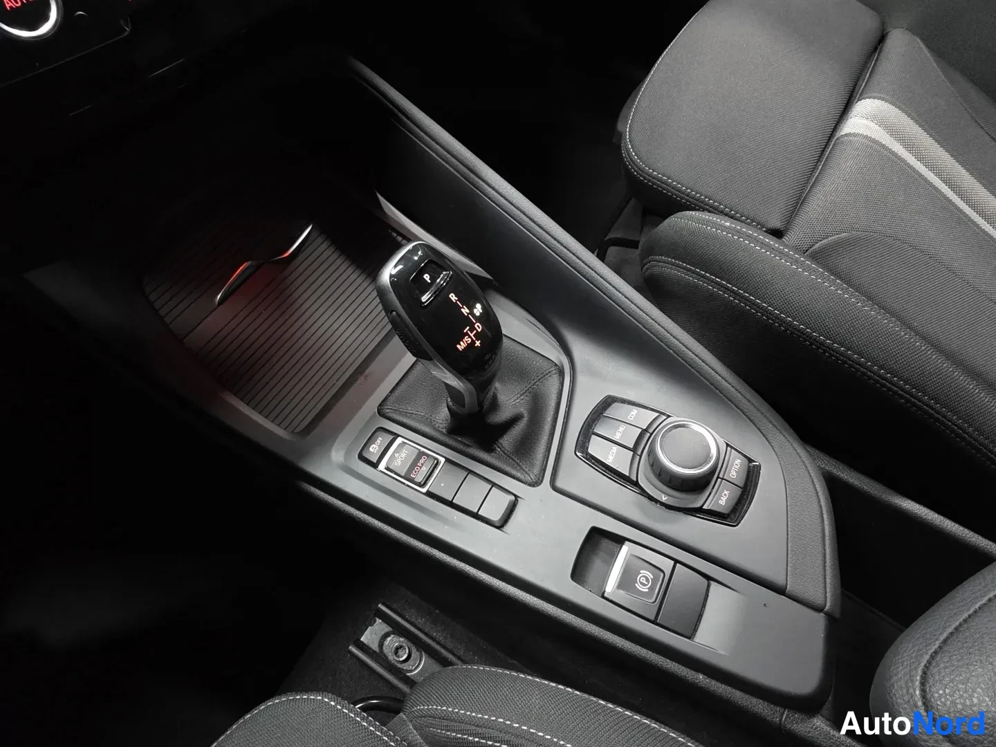White BMW X1 2019, photo 15