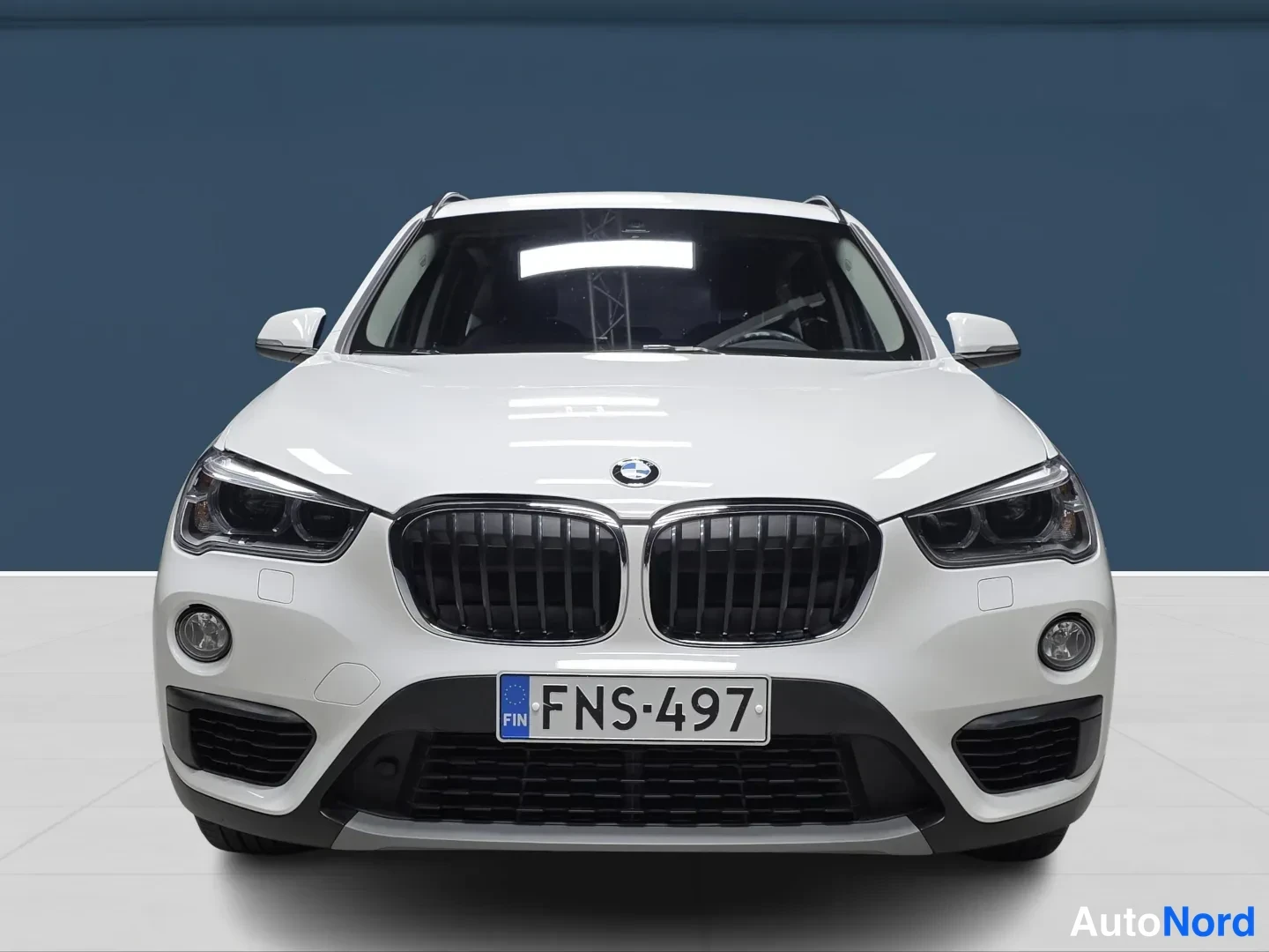 White BMW X1 2019, photo 3