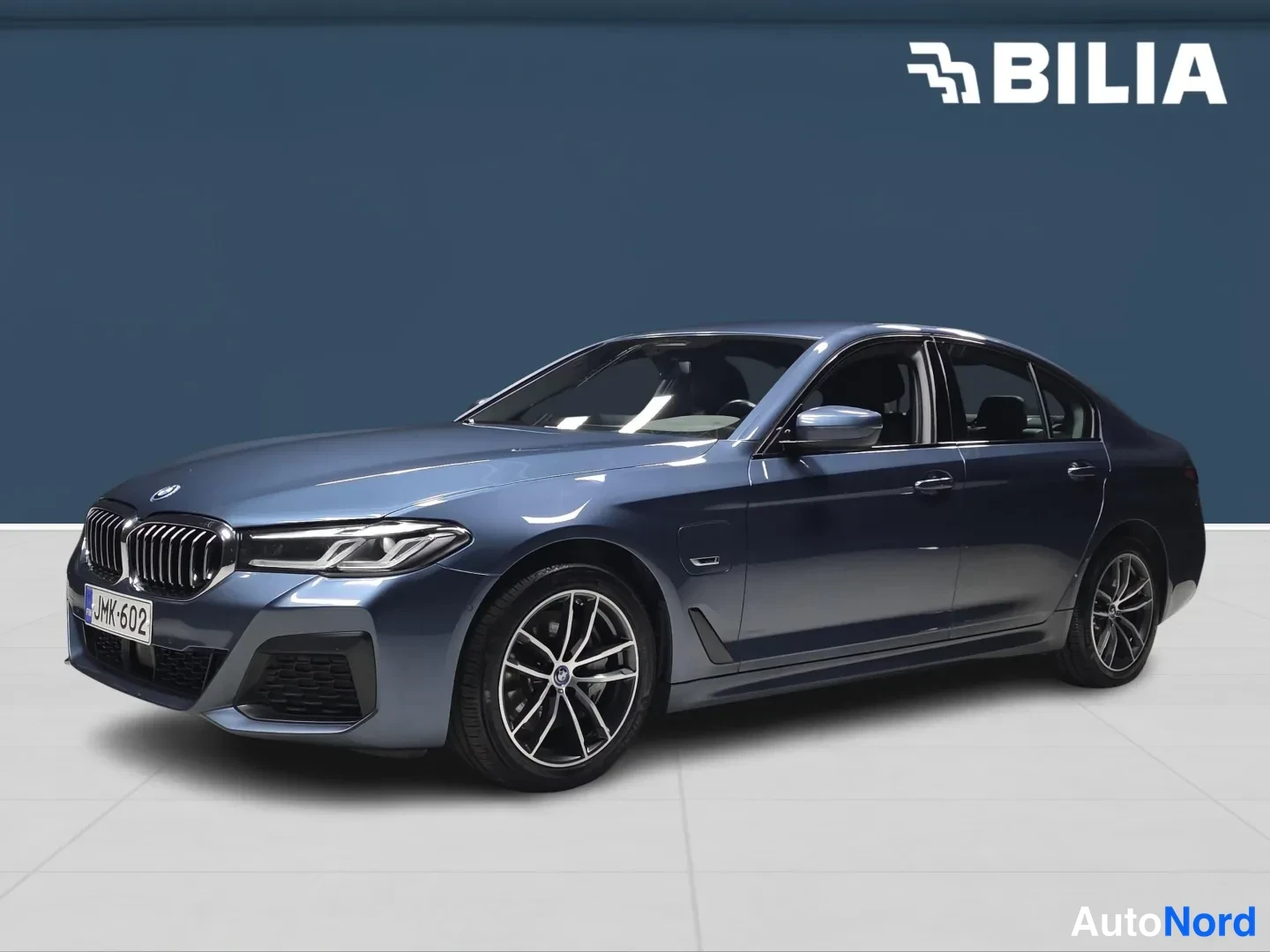 BMW 545e xDrive Charged Edition M Sport 2022