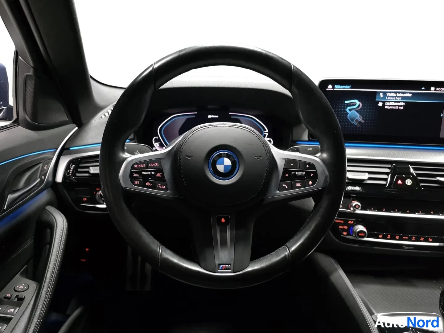 Blue BMW 545 2022, photo 11
