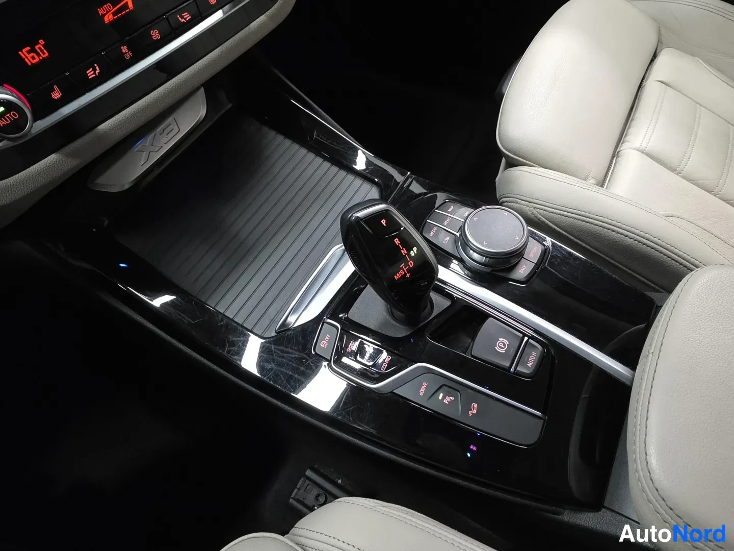 White BMW X3 2021, photo 15