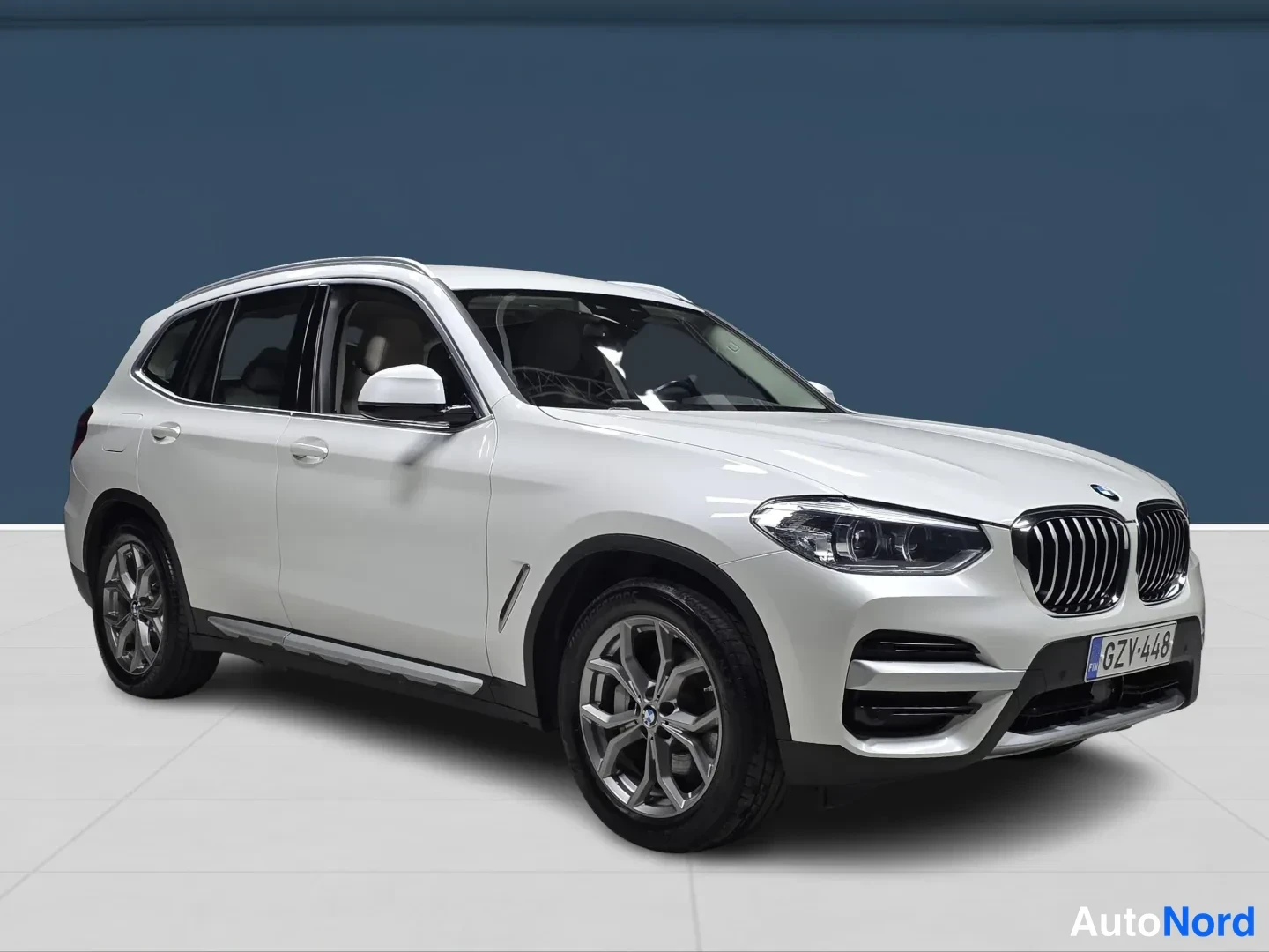 White BMW X3 2021, photo 2