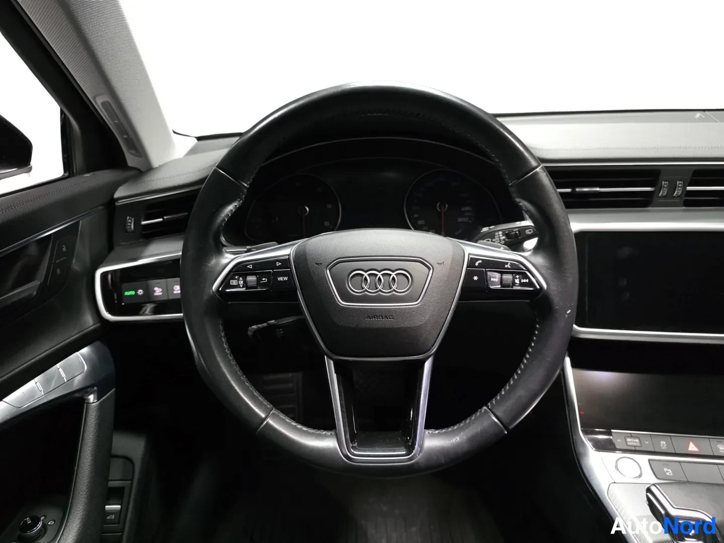 Musta Audi A6 2019, kuva 16