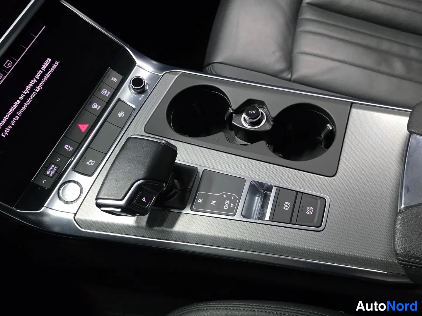 Musta Audi A6 2019, kuva 15