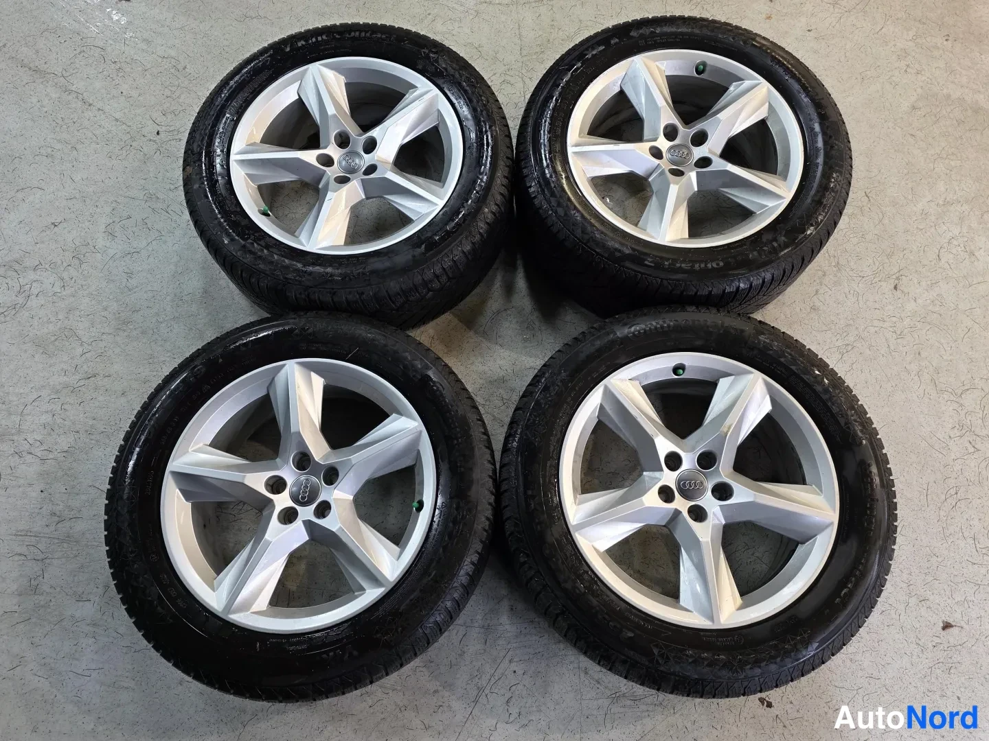 Blue Audi Q7 2020, photo 12