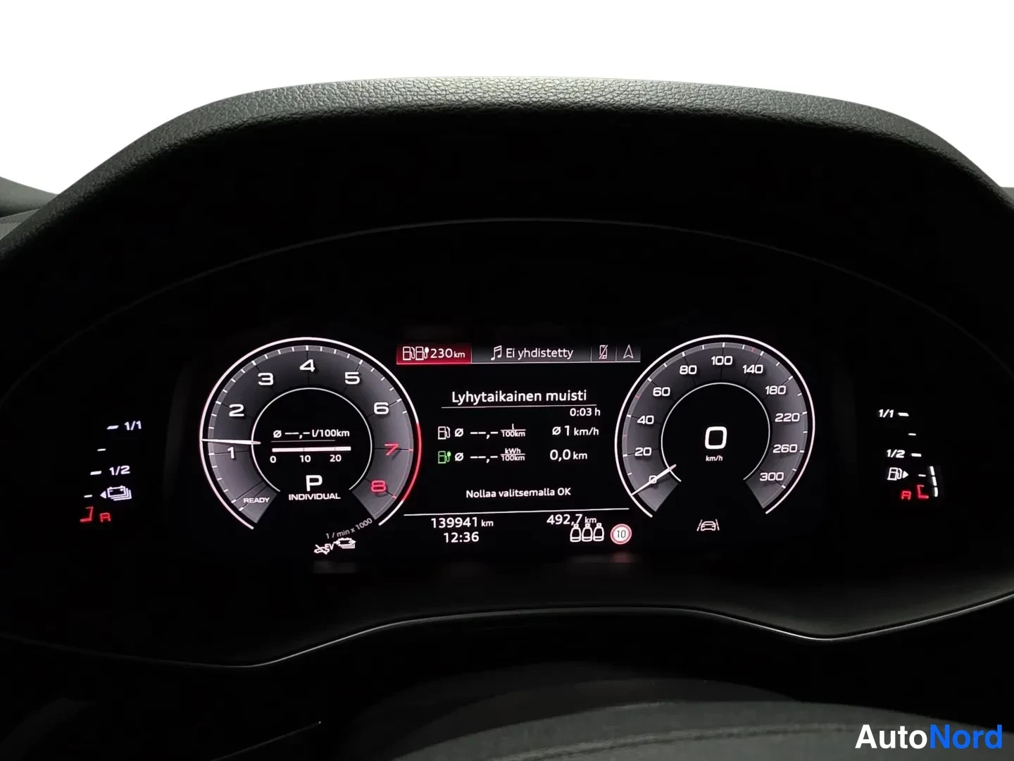 Blue Audi Q7 2020, photo 18