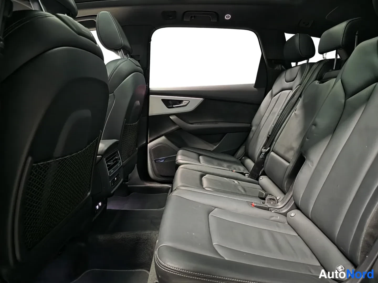 Blue Audi Q7 2020, photo 9