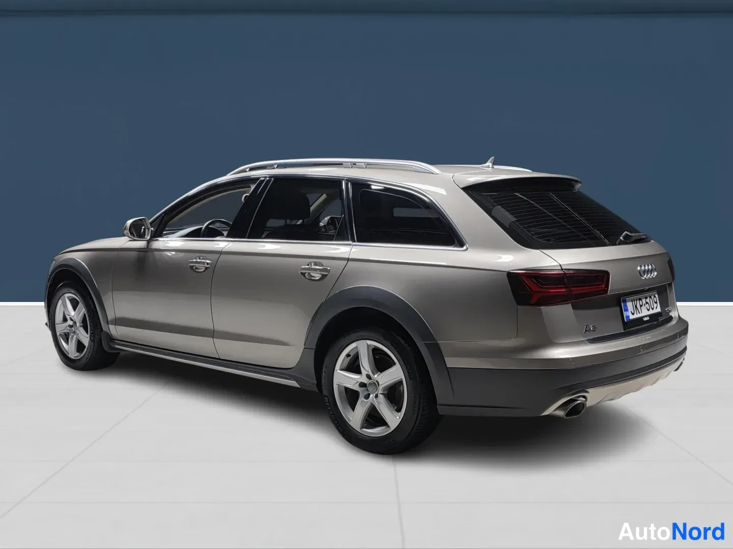 Beige Audi A6 Allroad Quattro 2018, rear three-quarter, photo 5