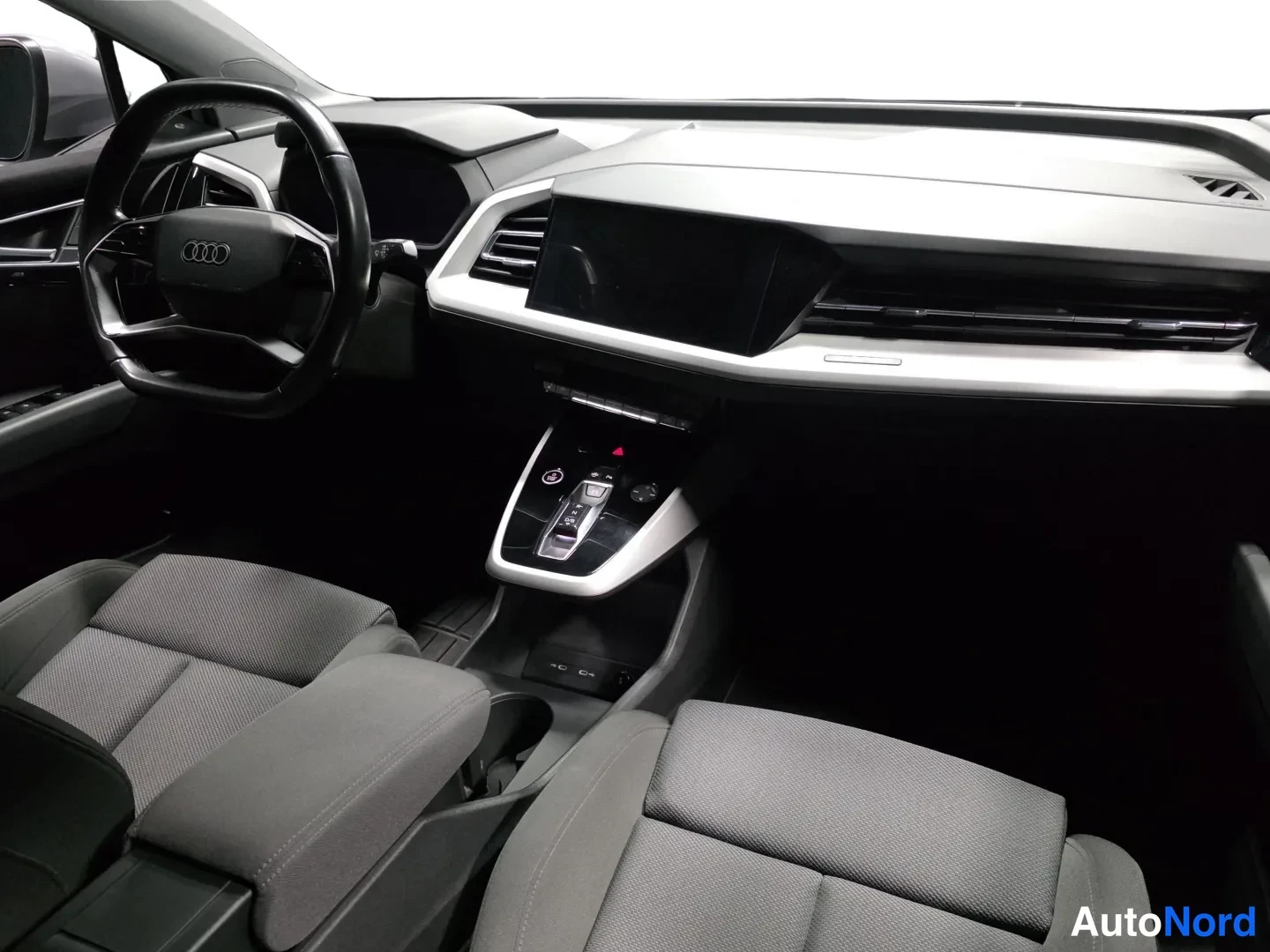 Grey Audi Q4 E-tron 2022, photo 15
