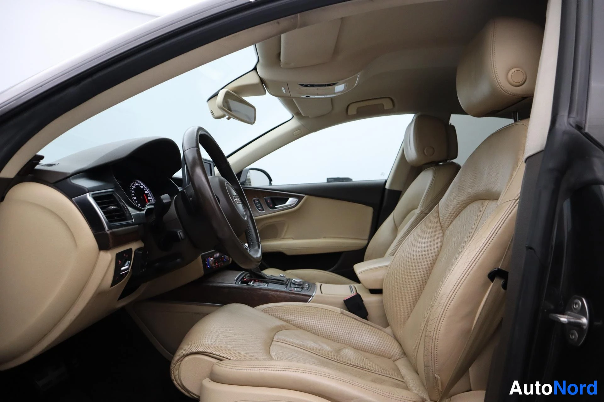 Musta Audi A7 2012, kuva 24