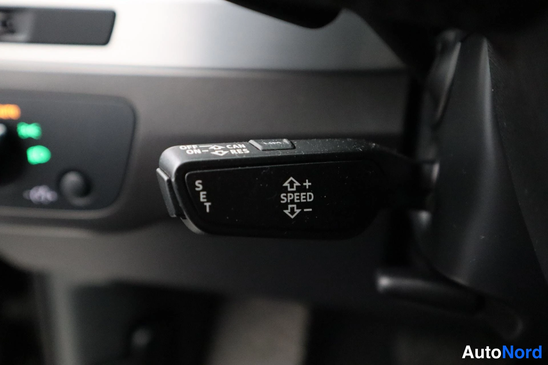 Musta Audi Q7 2016, kuva 23