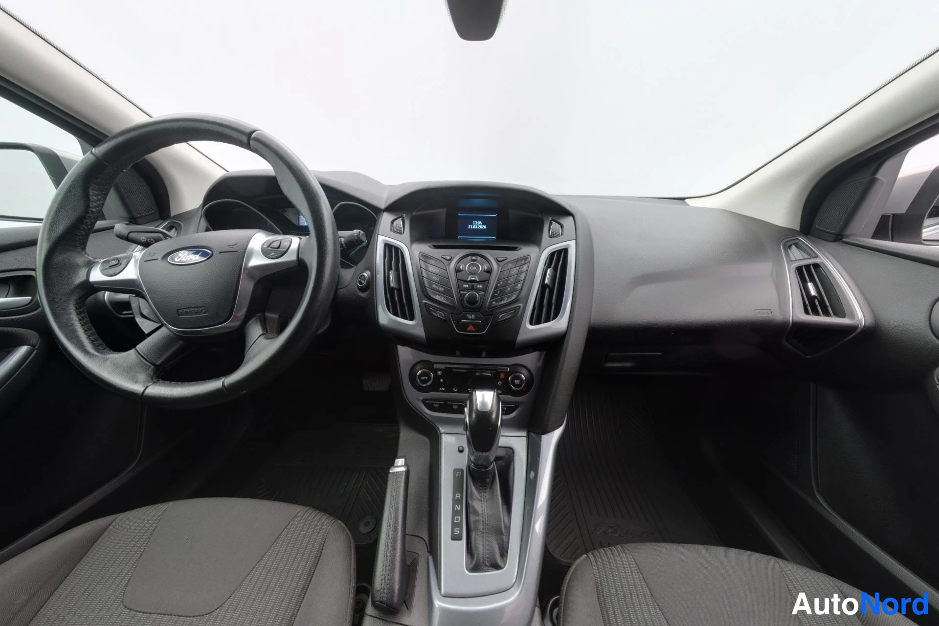 Harmaa Ford Focus 2013, kuva 8