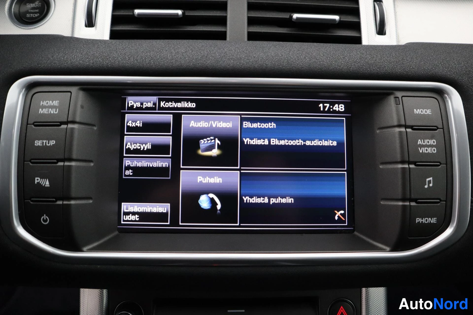 Valkoinen Land Rover Range Rover Evoque 2014, kuva 20
