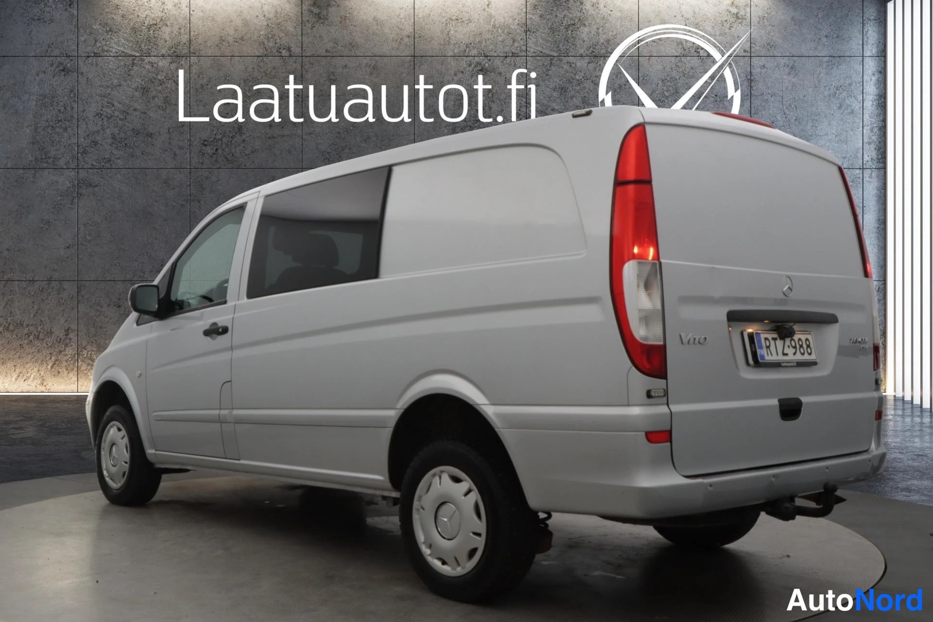 Hopea Mercedes-Benz Vito 2012, takaviisto, kuva 7