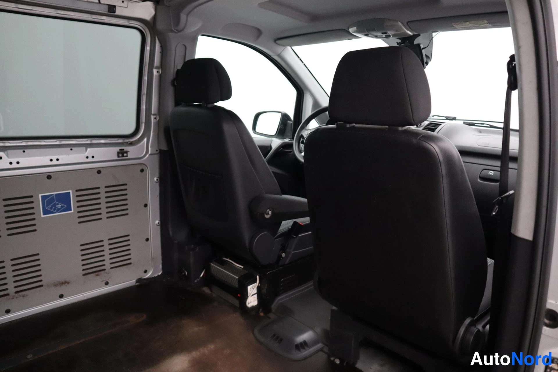 Hopea Mercedes-Benz Vito 2012, kuva 23