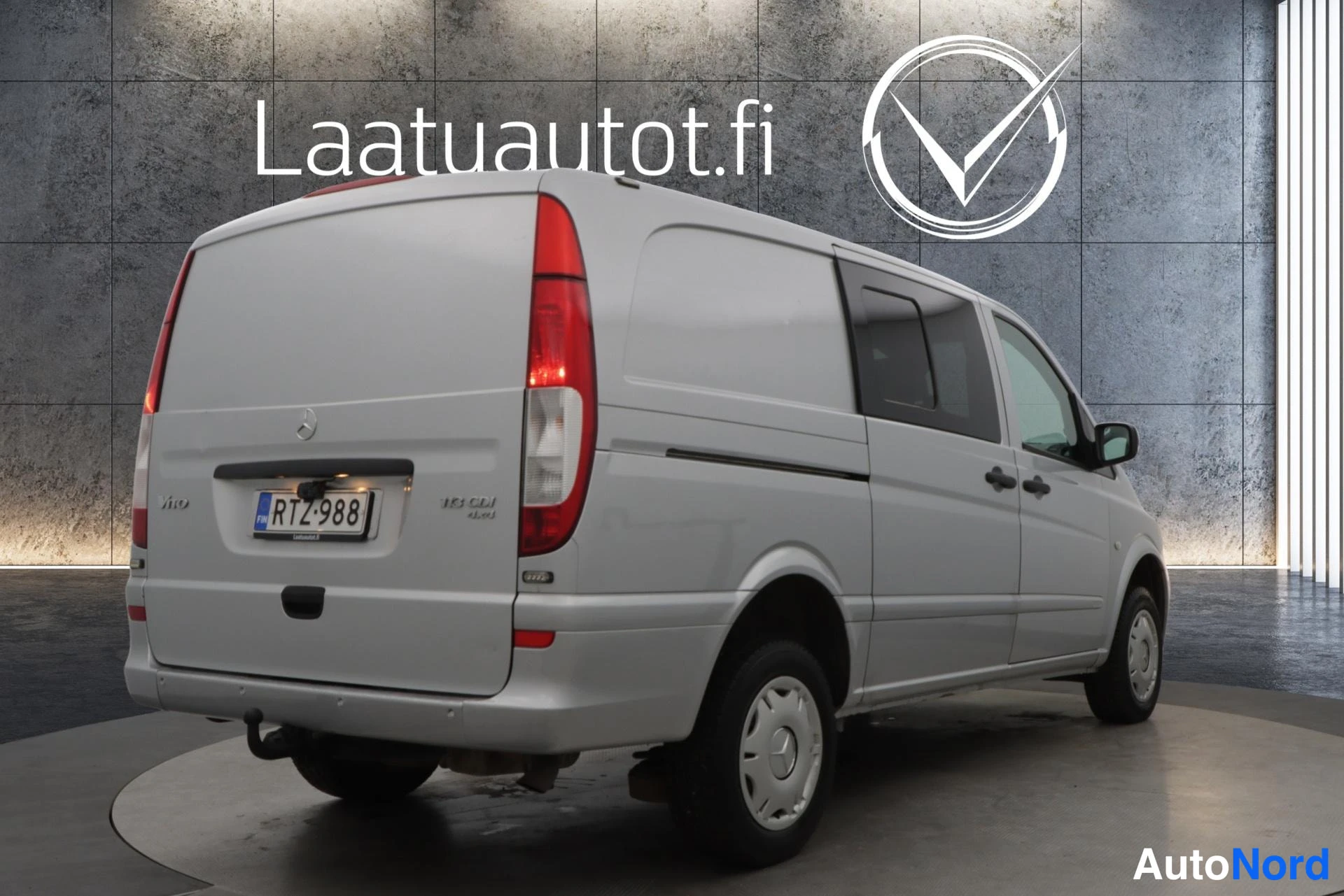 Hopea Mercedes-Benz Vito 2012, takaviisto, kuva 8