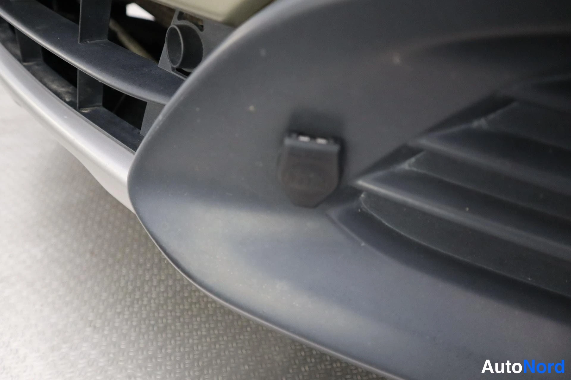 Ruskea Opel Insignia 2014, kuva 29