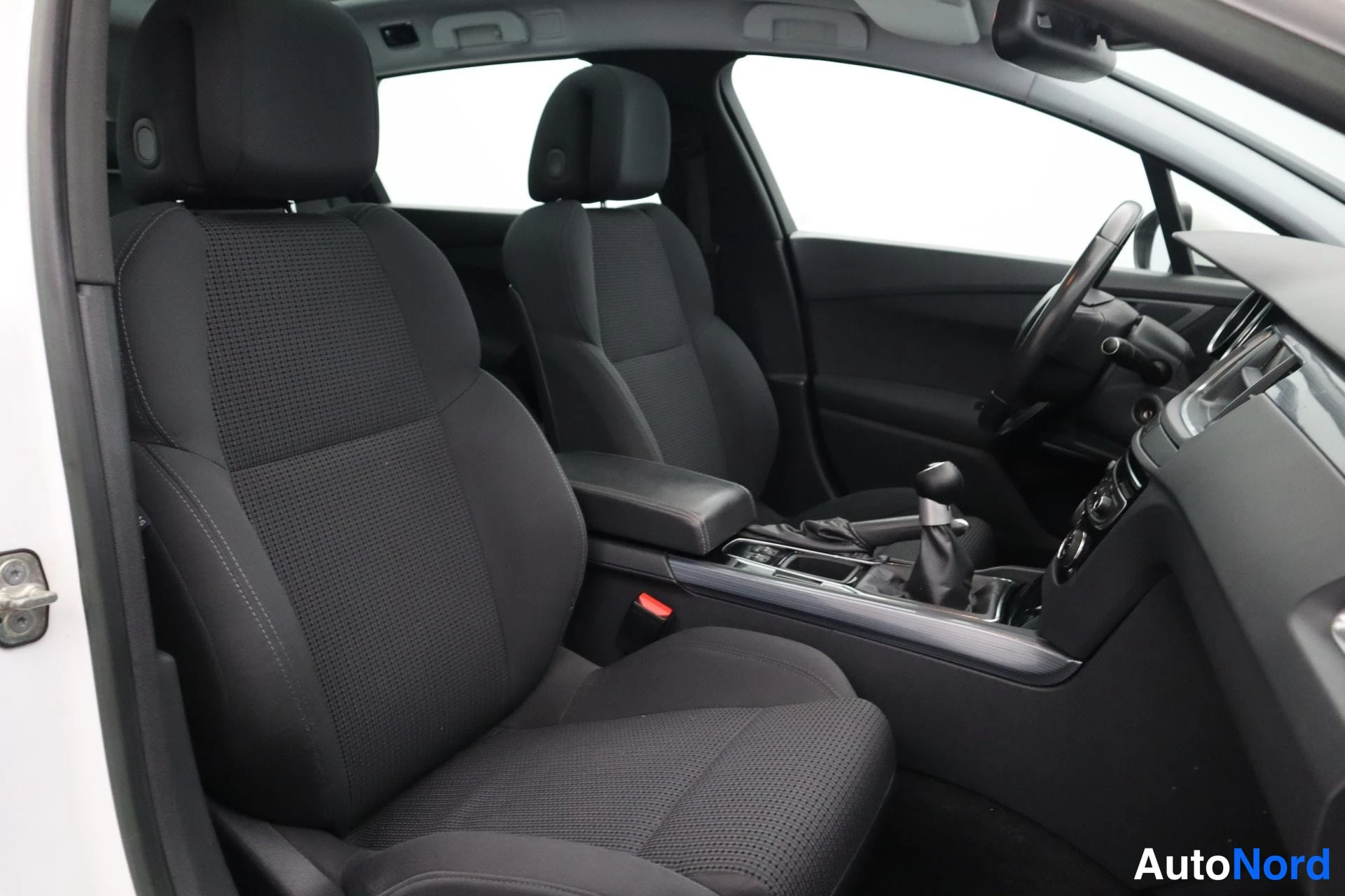 Valkoinen Peugeot 508 2011, kuva 12
