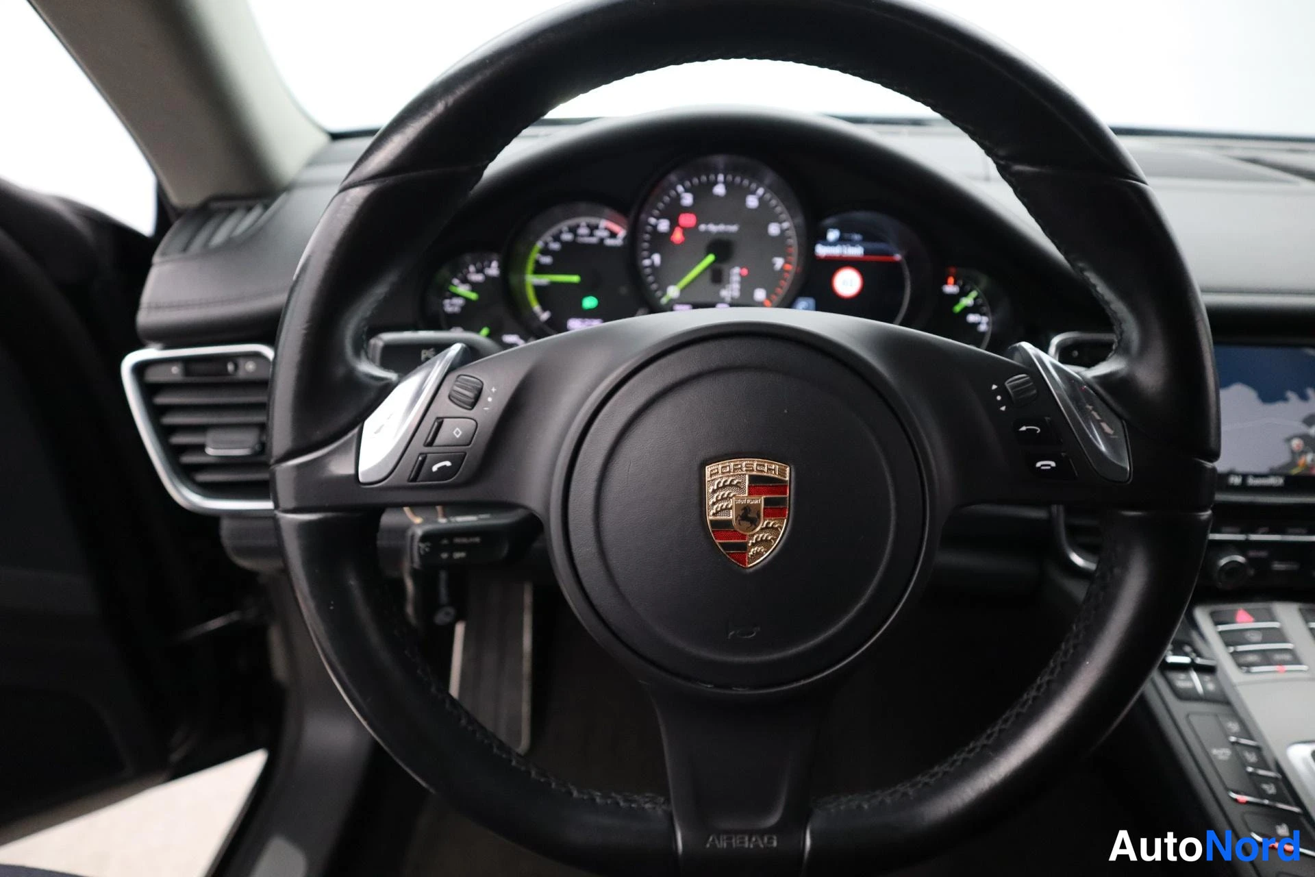 Musta Porsche Panamera 2014, kuva 23