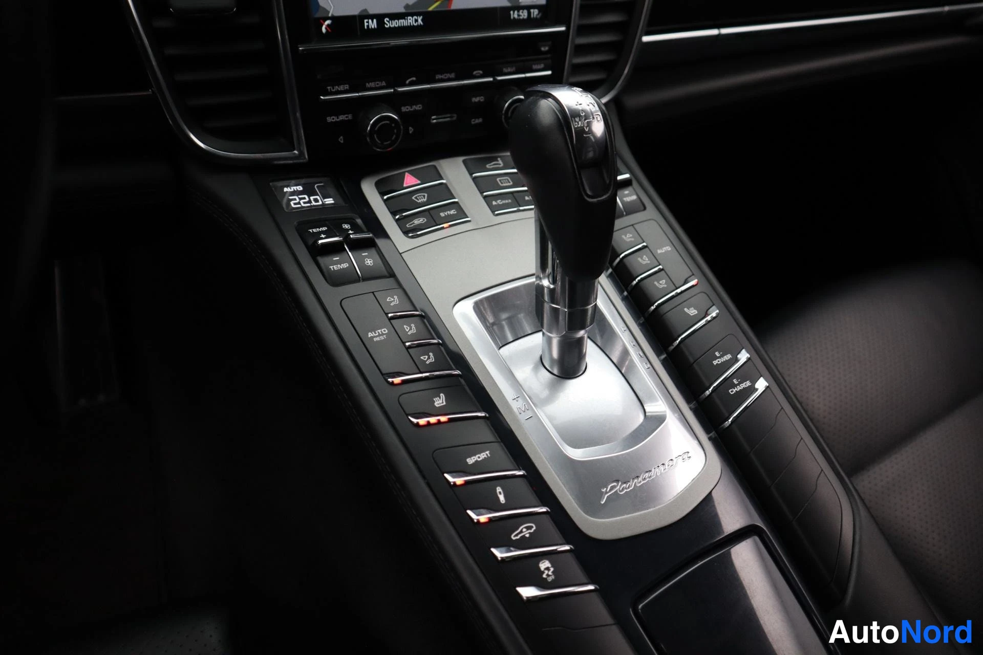 Musta Porsche Panamera 2014, kuva 25