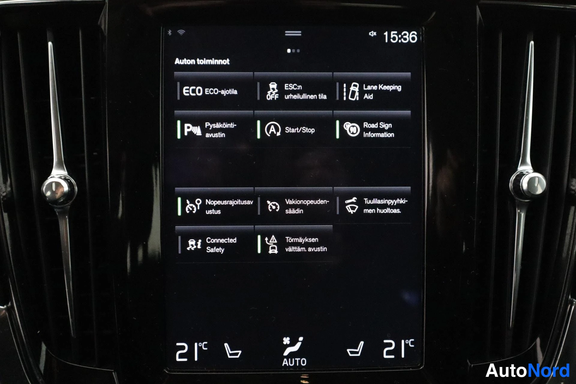 Musta Volvo V90 2018, kuva 25