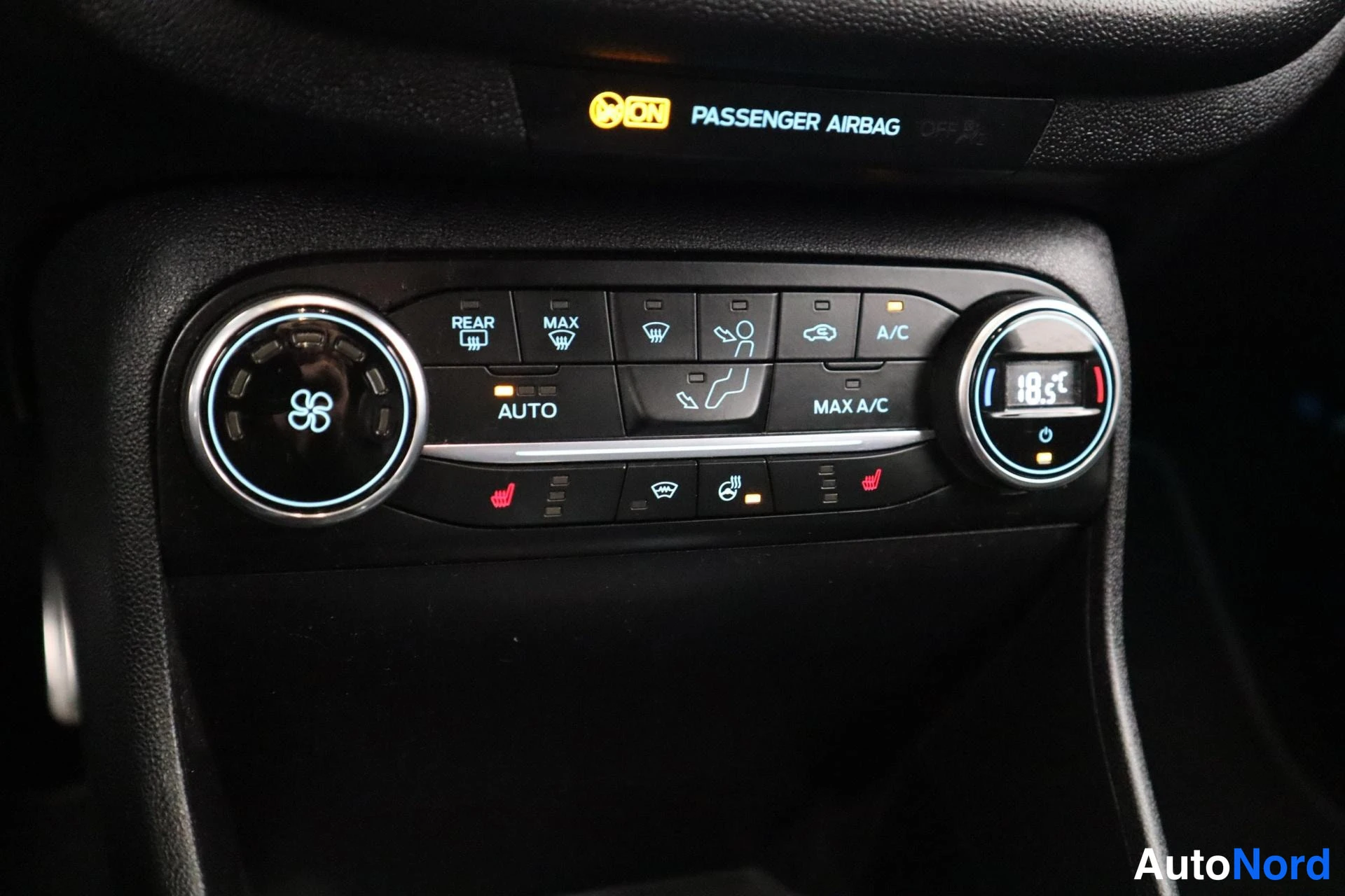 Harmaa Ford Fiesta 2019, kuva 38