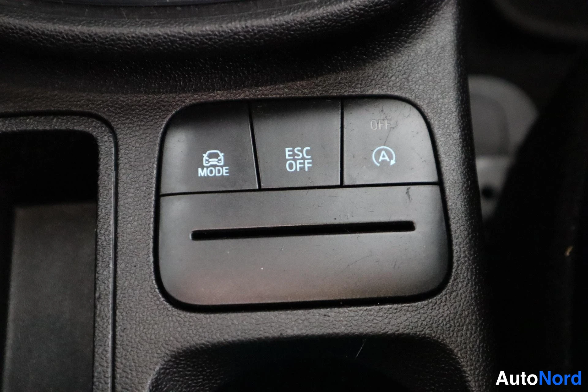 Harmaa Ford Fiesta 2019, kuva 33