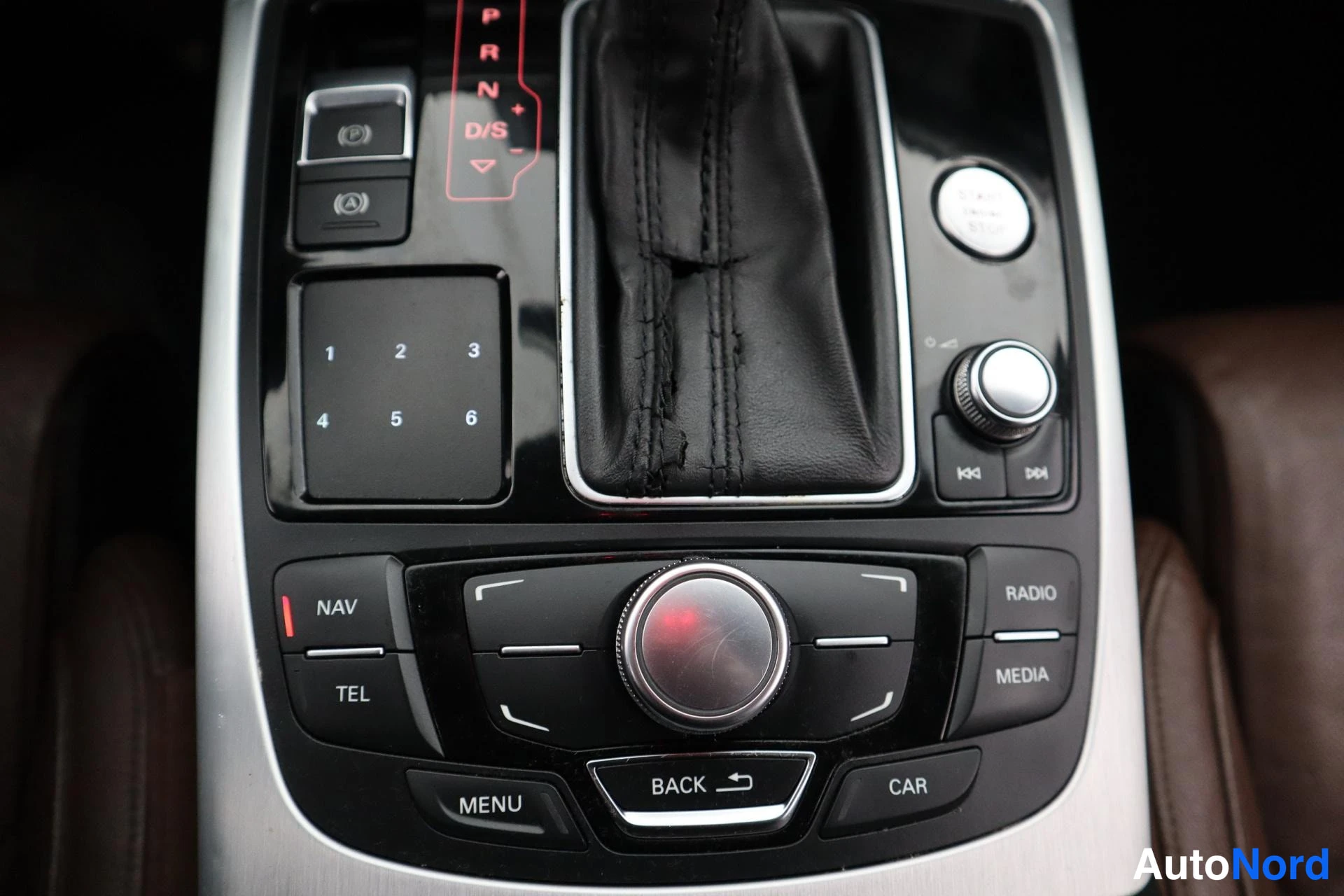 Sininen Audi A7 2011, kuva 17