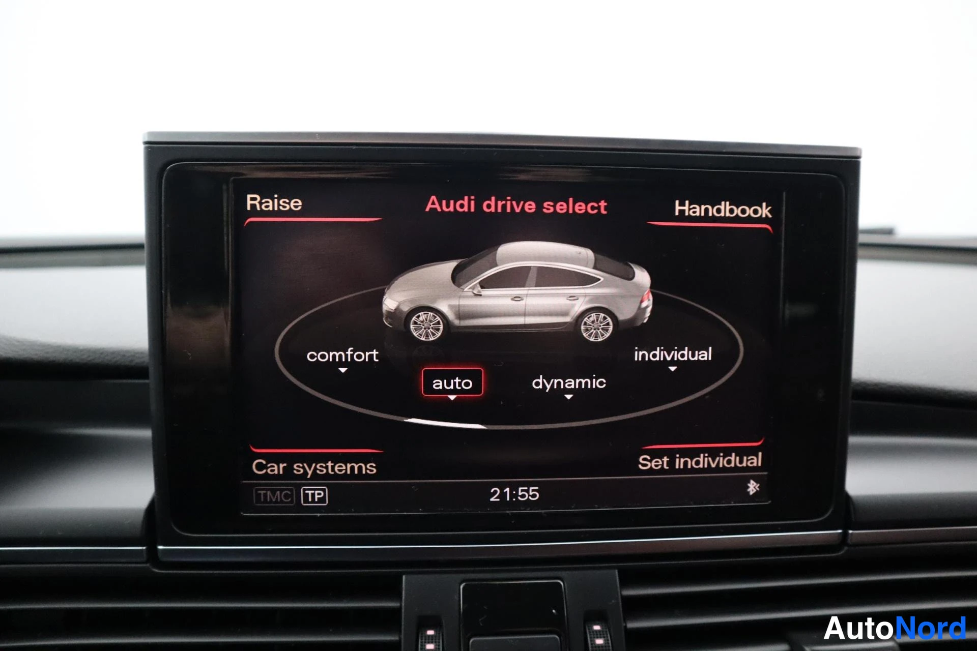 Sininen Audi A7 2011, kuva 24