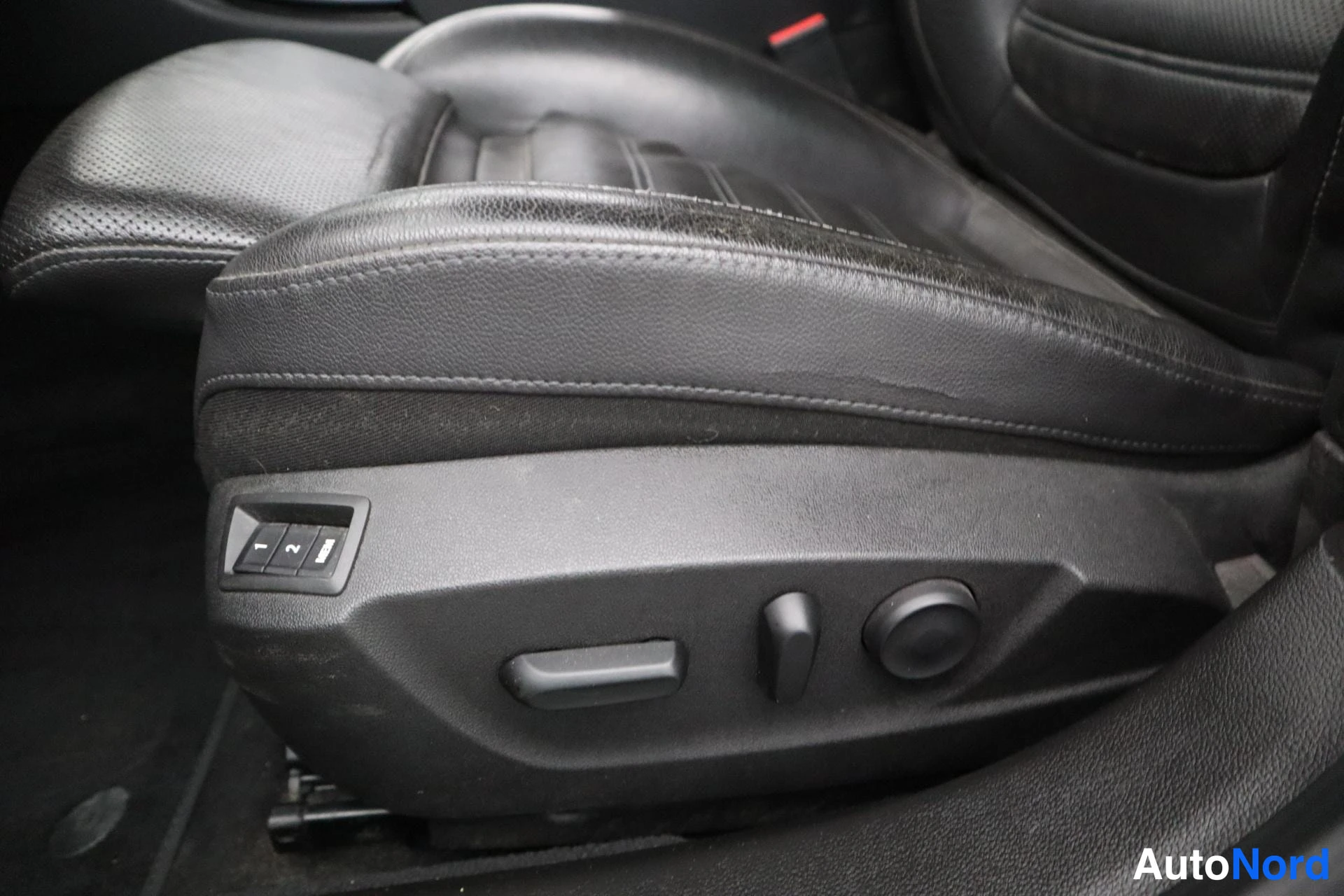 Sininen Opel Insignia 2011, kuva 16