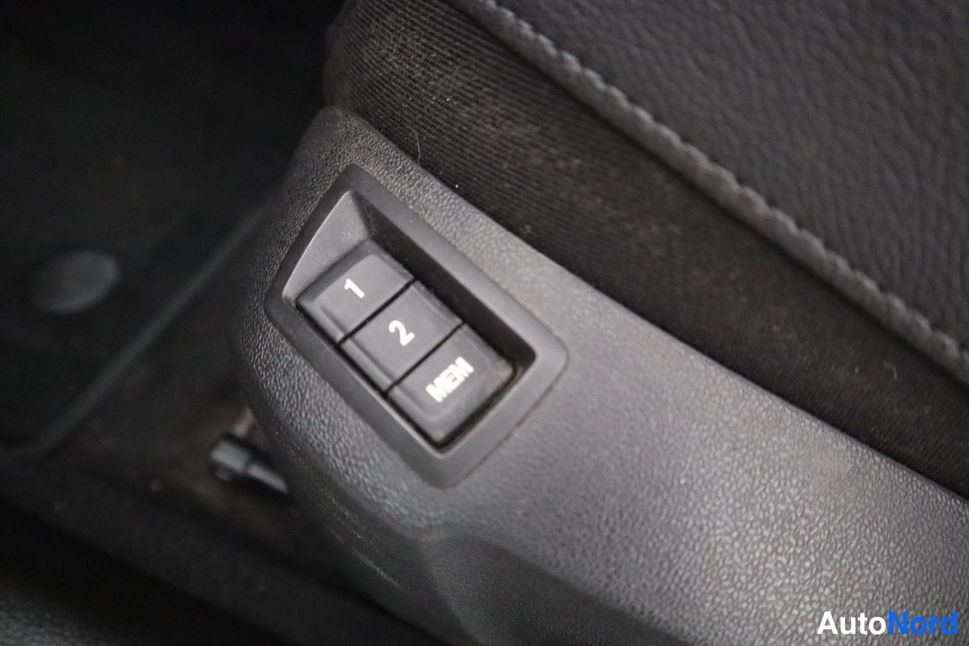 Sininen Opel Insignia 2011, kuva 17