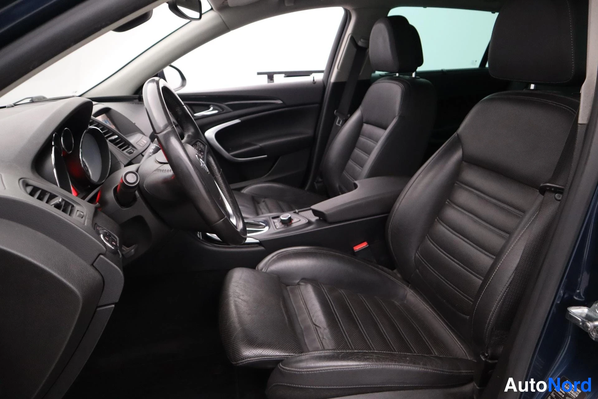 Sininen Opel Insignia 2011, kuva 18