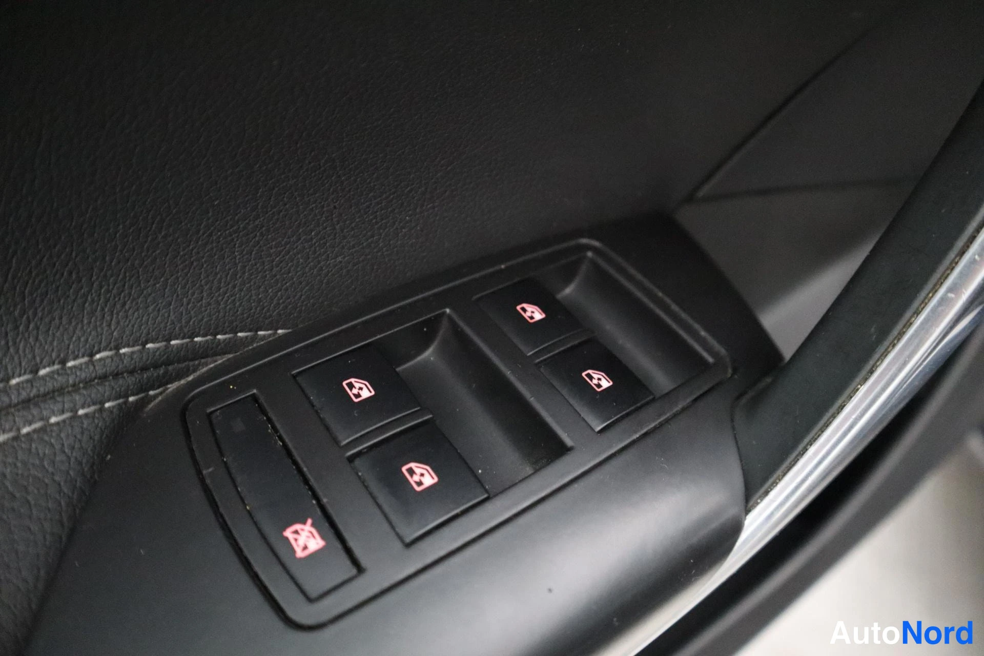 Sininen Opel Insignia 2011, kuva 33