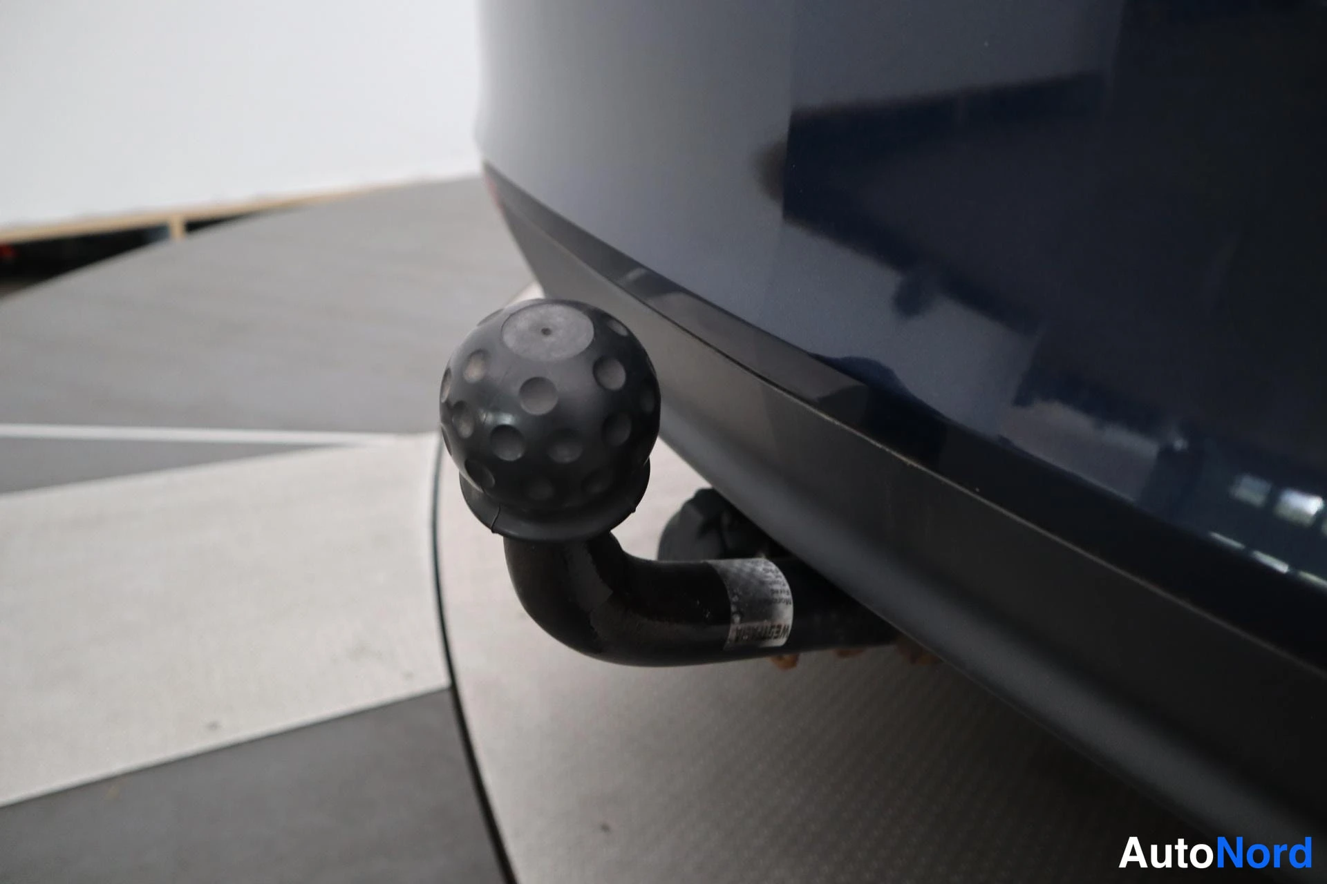 Sininen Opel Insignia 2011, yksityiskohta, kuva 9